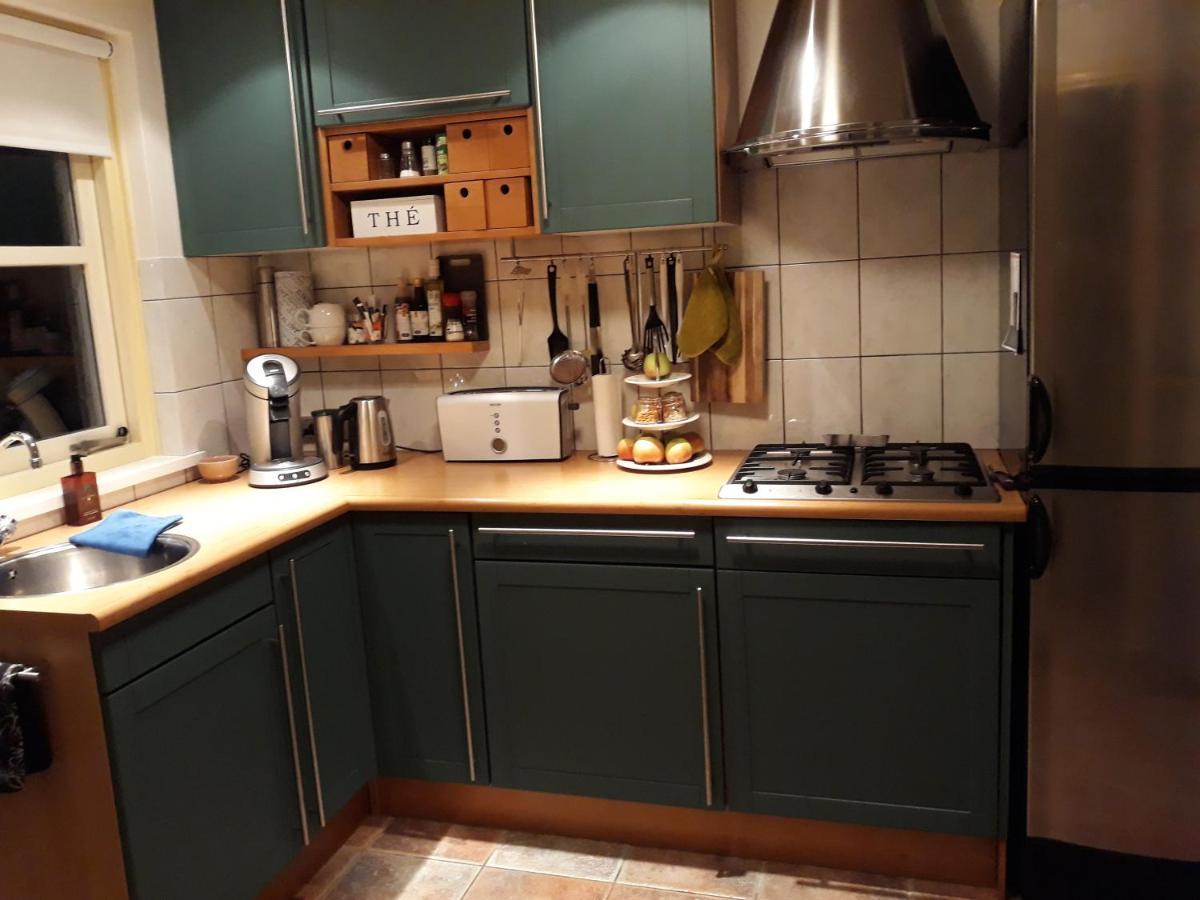 Vakantiehuisje Achter Odiliapeel Exterior foto