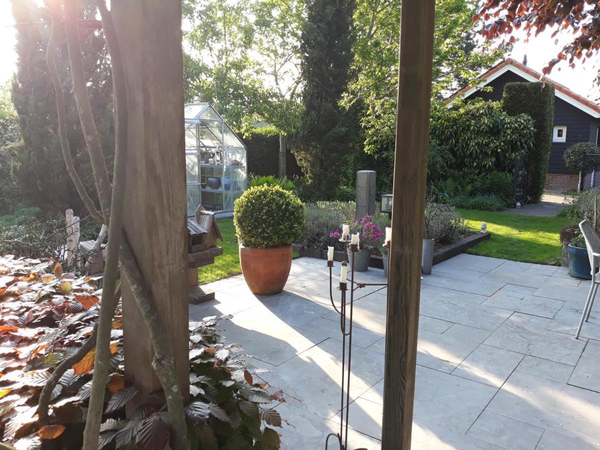 Vakantiehuisje Achter Odiliapeel Exterior foto